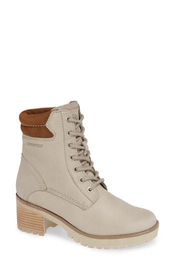 Women's Cougar Danbury Waterproof Hiking Boot M - Beige