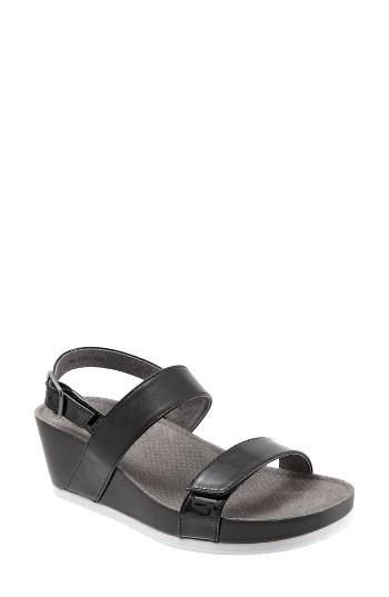 Women's Softwalk Hart Wedge Sandal