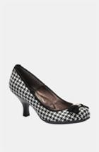 Women's Sofft 'vivian' Kitten Heel Pump