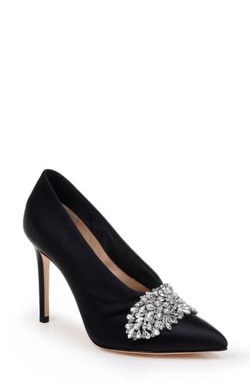 Women's Badgley Mischka Vanilla Crystal Embellished Pump M - Black