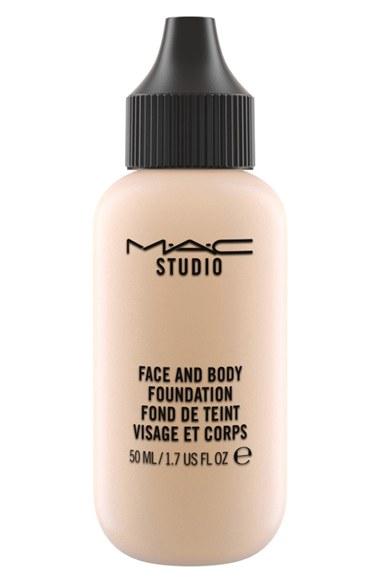 Mac Mac Studio Face & Body Foundation -