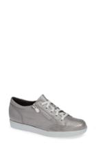 Women's Munro Gabbie Sneaker .5 Ss - Grey