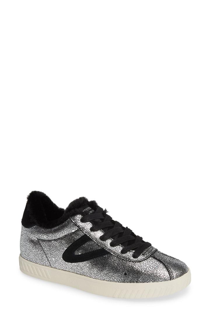 Women's Tretorn Callie 4 Metallic Sneaker .5 M - Metallic