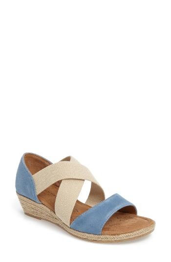 Women's Comfortiva Brye Espadrille Sandal .5 N - Blue