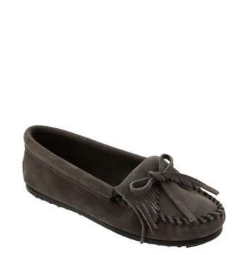 Women's Minnetonka 'kilty' Suede Moccasin .5 M - Grey