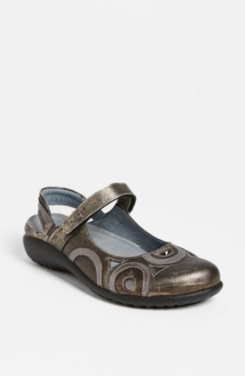 Women's Naot 'rongo' Slip-on Us / 38eu - Metallic