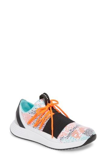 Women's Under Armour Breathe Low Top Sneaker M - White