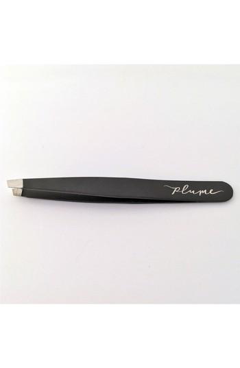 Plume Cosmetics Sculpt & Refine Tweezer - No Color