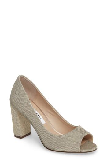 Women's Nina Farlyn Peep Toe Pump