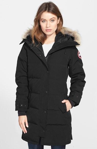 Women's Canada Goose Shelburne Genuine Coyote Fur Trim Down Parka - Black