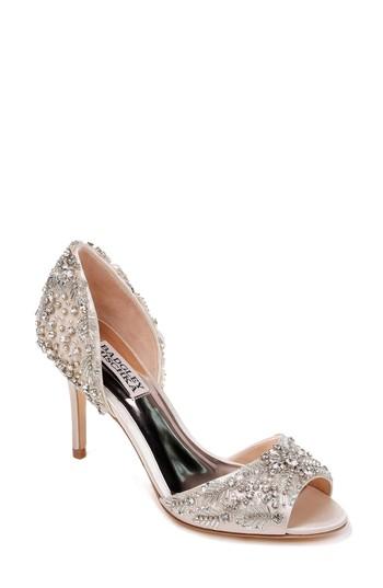 Women's Badgley Mischka Shaina D'orsay Sandal M - White