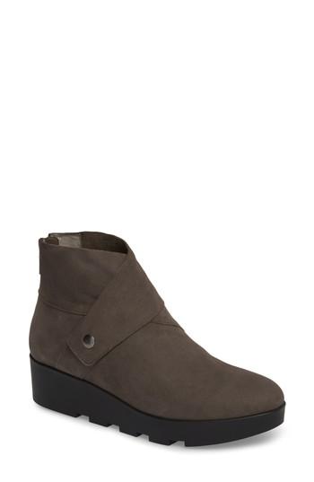 Women's Eileen Fisher Tread Wedge Bootie M - Grey