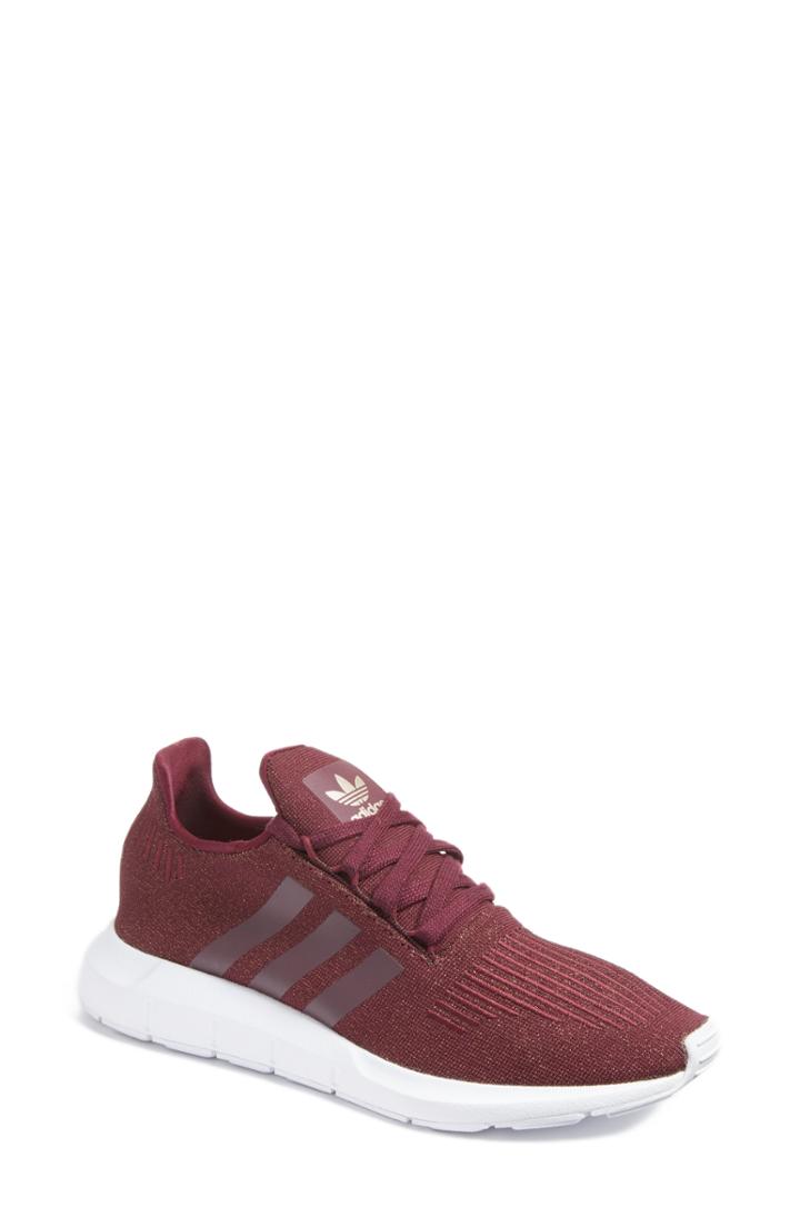 Women's Adidas Swift Run Sneaker Women's / 7 Men's M - Burgundy