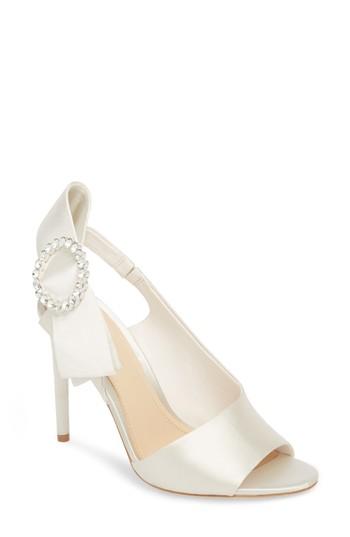 Women's Imagine By Vince Camuto Regin Sandal .5 M - White