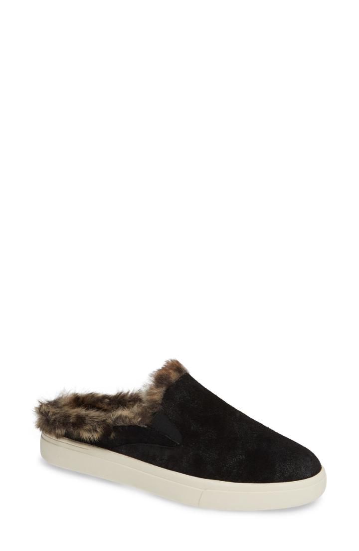 Women's Vaneli Yasir Slip-on Sneaker .5 M - Black