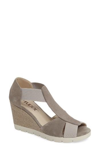 Women's The Flexx Lotto Wedge Sandal .5 M - Beige