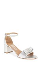 Women's Salvatore Ferragamo Gavina Sandal .5 B - Metallic