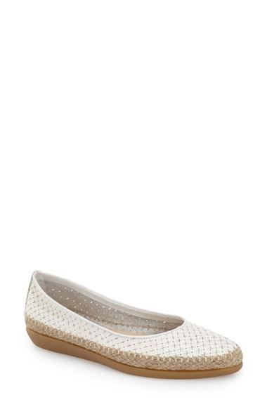 Women's The Flexx 'torri' Perforated Espadrille Flat M - White