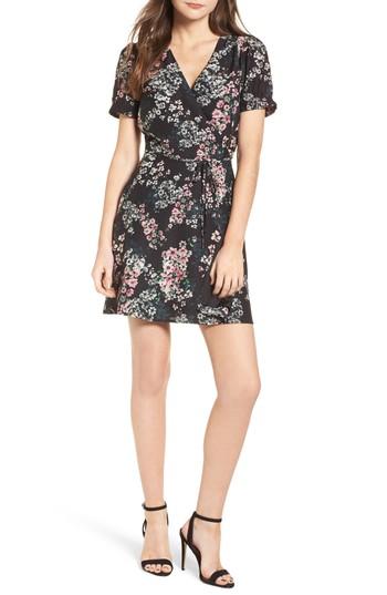 Women's Cupcakes And Cashmere Dezzi Fit & Flare Dress, Size - Black