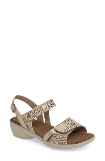 Women's Wolky Agua Sandal -7.5us / 38eu - Beige