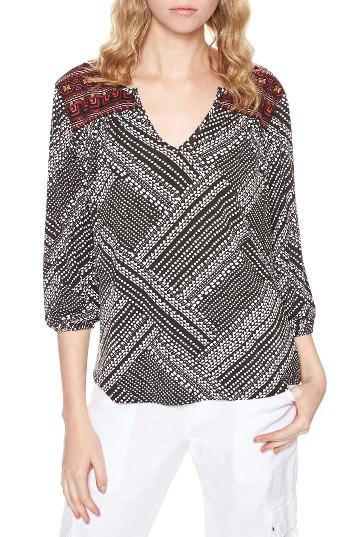 Women's Sanctuary Anabella Embroidered Knit Top - Black