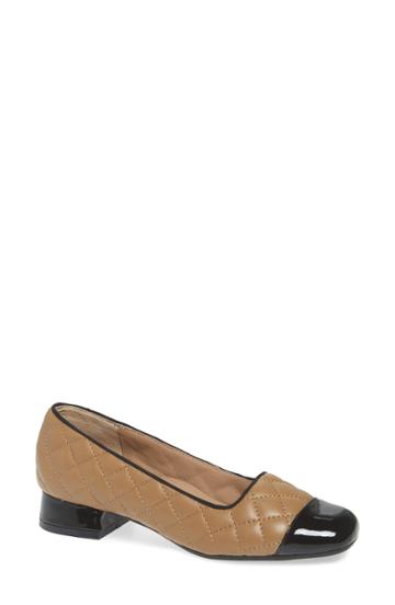 Women's Bettye Muller Concepts Greta Pump .5 M - Beige