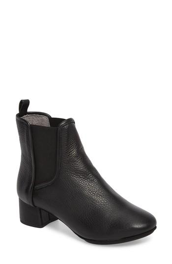 Women's Yosi Samra Penelope Chelsea Boot M - Black