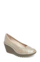 Women's Fly London Yuzi Wedge .5-6us / 36eu - Metallic