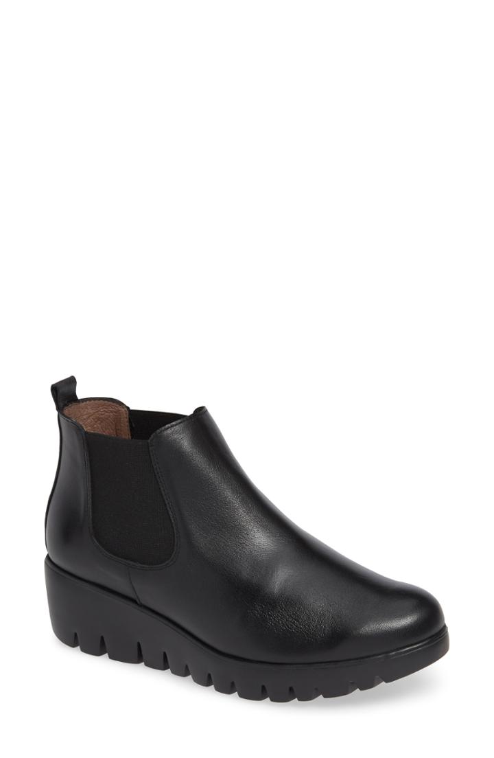 Women's Wonders Slip-on Chelsea Boot .5-6us / 36eu - Black