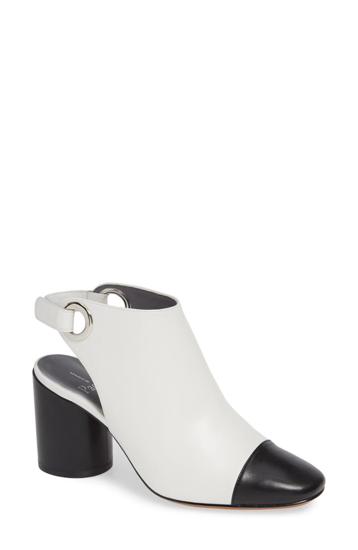 Women's Linea Paolo Warwick Cap Toe Bootie .5 M - White