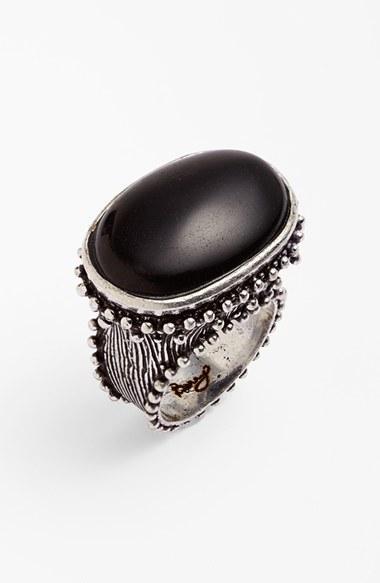 Berry Oval Cabochon Ring Onyx