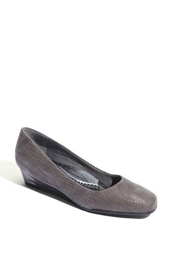 Women's Trotters 'lauren' Pump N - Grey
