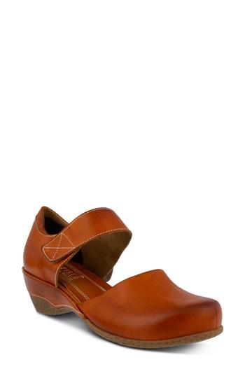 Women's L'artiste Gloss Mary Jane Pump .5-6us / 36eu - Beige
