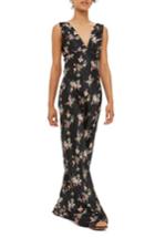 Women's Topshop Ditsy Floral Print Maxi Dress Us (fits Like 0) - Black