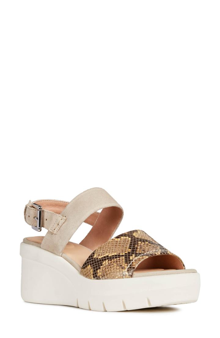 Women's Geox Torrence Wedge Sandal Us / 35eu - Beige