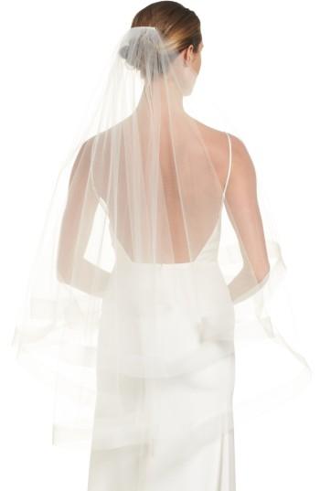 Veil Trends Dickinson Bridal Veil, Size - Ivory