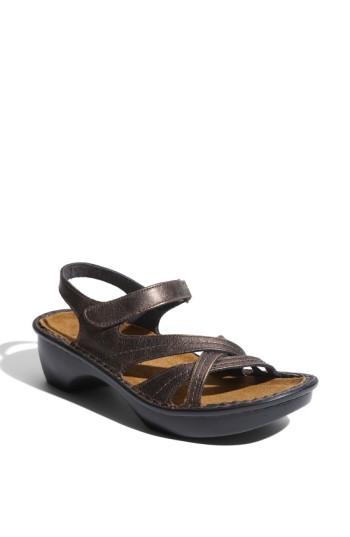 Women's Naot 'paris' Sandal Us / 42eu - Metallic