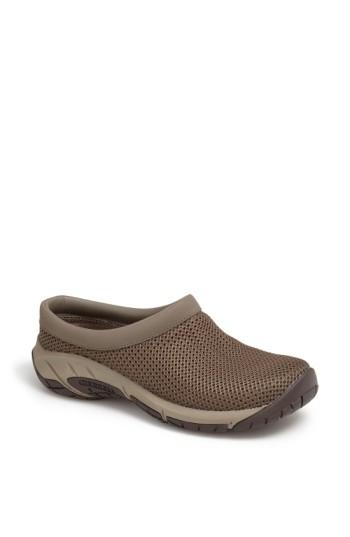 Women's Merrell 'encore Breeze 3' Mesh Clog .5 M - Brown