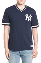 Men's Mitchell & Ness New York Yankees - Vintage V-neck T-shirt