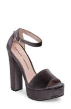 Women's Chinese Laundry Ace Platform Sandal .5 M - Grey