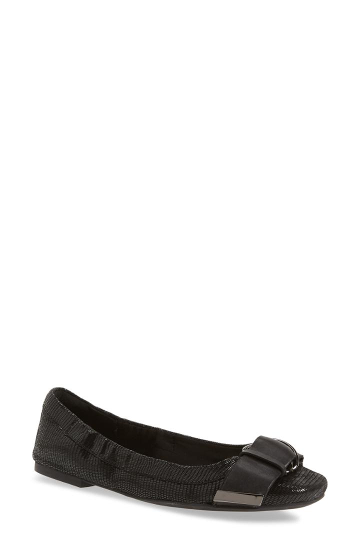 Women's T Tahari Andes Flat M - Black