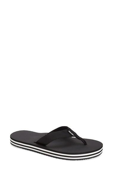 Women's Teva 'deckers' Flip Flop M - Black