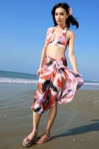 Oasap Feather Print Halterneck Bikini With A Shawl