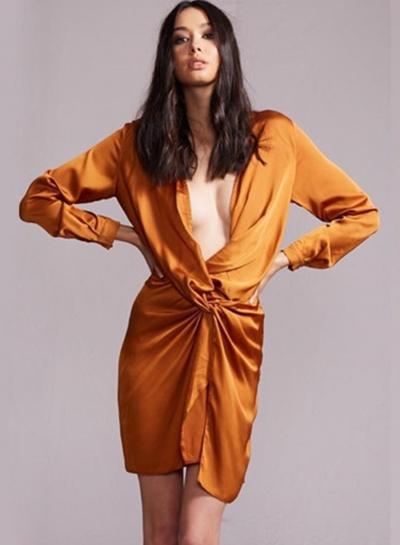Oasap Deep V Knot Front Solid Color Dress