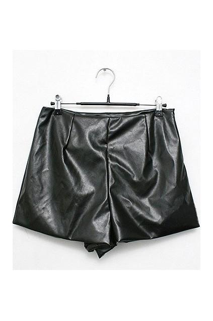 Oasap Faux Leather Shinning Short
