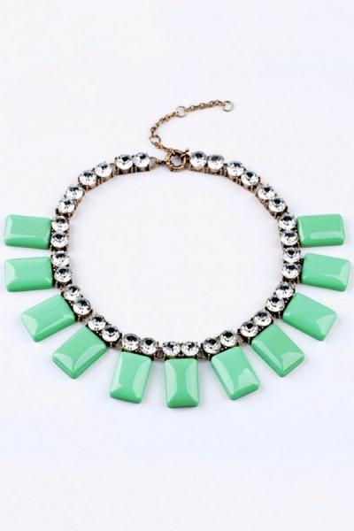 Oasap Must-have Square Choker