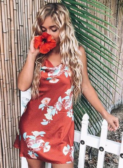 Oasap Summer Floral Printed Spaghetti Strap Wide Waist Mini Dress