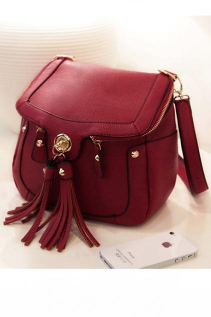 Oasap Tasseled Pin-and-buckle Shoulder Bag