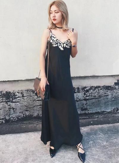 Oasap Spaghetti Strap Floral Lace Embroidery Maxi Dress