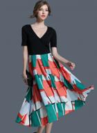 Oasap Slim Geometric Spicing Short Sleeve V Neck A-line Dress